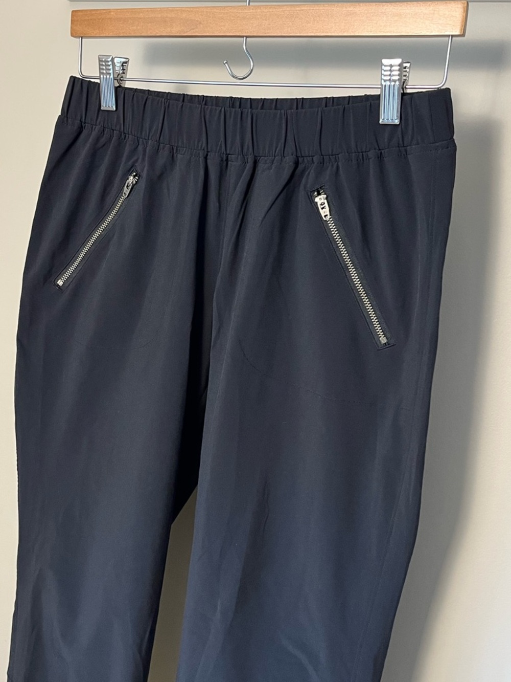 Athleta Lightweight Cinchable Athletic Pants - Picture 2 of 7